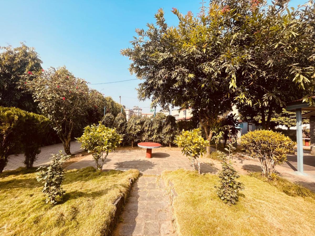 Paradise Mount Resort Pokhara Exterior foto